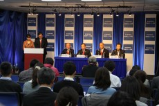 討論テーマをアンケートで決定！「東京都知事選候補者ネット討論」を20万人が視聴