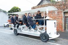 イチロク・ゴーの掛け声で、出発！日本初の16人乗り自転車「ICHIROKU ONOMICHI」