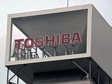 なぜ「金の卵」を守れなかったのか　東芝と日立、明暗を分けた企業統治のあり方