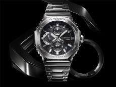 G-SHOCK「2100」シリーズのフルメタルにクロノグラフが登場　フルアナログフェイス＆大型りゅうずの新デザイン