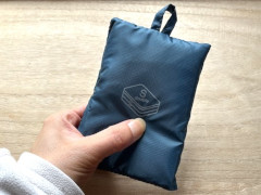 【無印良品】服を“仕分けて収納”できるケースで、旅行バッグの中がすっきり！　小さくたためるポケッタブル仕様なのも便利