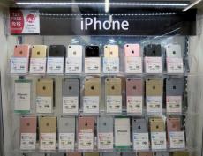 中古市場で「レトロiPhone」が人気？　ゲオモバイル渋谷センター街店で販売急増の理由を聞いた