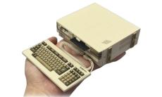 往年の名機「PC-8801mkII SR」が手のひらサイズで復活へ　電波新聞社から25年春発売