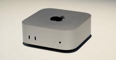 手のひらサイズになった「Mac mini」実機を見てきた　「iMac」「MacBook Pro」の新型もチェック