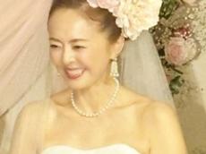 再々婚の熊谷真実、結婚式で幸せいっぱいウエディングドレス姿　広瀬香美が熱唱、シルクら芸能人が駆け付ける式に