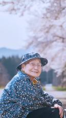 桜満開の福島で出会ったおばあちゃんを撮影→「写真を渡したい」と呼びかけたら……　SNSがつないだ奇跡が2000万再生「ご縁ってすごい」「涙があふれました」
