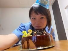 金メダリスト高木菜那、32歳迎えた近影ショット　誕生日投稿に反響　「若い」「ケーキの妖精みたい」