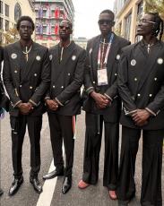 「めちゃくちゃかっこいい」「胸キュン」　南スーダンの五輪公式ウェア、金ボタンのダブルスーツで世界を魅了