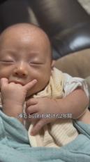 “薄毛ちゃん”と言われ「病院へ行ったら？」と本気で心配された赤ちゃん　2歳でついに……　初美容室後の姿に「うるうるしました」