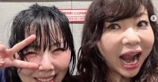 「どんな繋がり？？？」　ハイヒールモモコ、“元人気アイドル”と一緒にaikoのライブ参戦