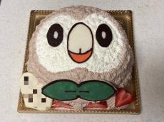 ポケモン「モクロー」のケーキ→包丁を入れようとすると……　まさかの展開に1100万表示「緊急回避笑う」「このネタ大好き」