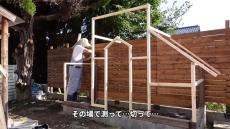 庭のデッドスペースに安くておしゃれな小屋をDIYしたら……　まるでお城のような仕上がりに「すごぉぉ～い！」「とんでもなくかわいい大物が」