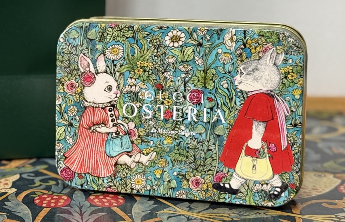 GUCCI（グッチ）で9990円のクッキー缶を購入→開けると……「うわぁ