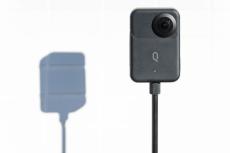 8K／30fpsで撮影できる360度カメラ「QooCam 3 Ultra」の強みと弱点　GoPro MAXみたいな箱型ボディー