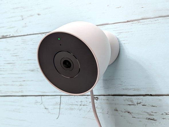 Google Nest Cam Outdoor 電源アダプター式第 2 世代1個 電源アダプターで給電する屋外向けの新型ネットワークカメラ「Google