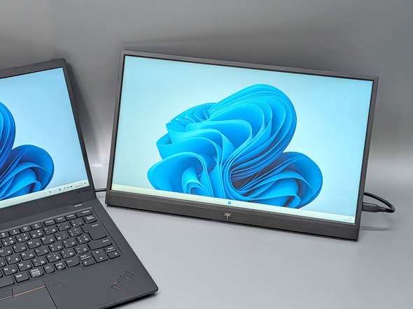 実売1万円切りでパススルー給電にも対応！ KTCの15.6型モバイル