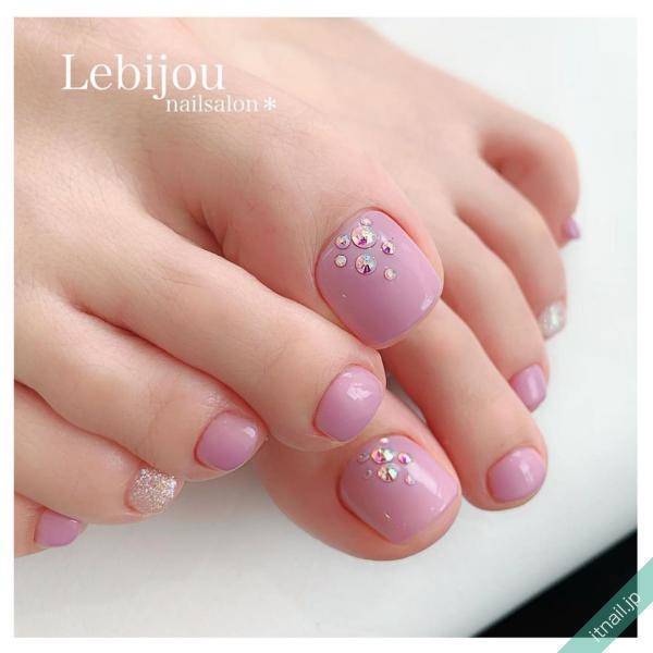 セルフでかんたん シンプルなフットネイル 集めてみました 記事詳細 Infoseekニュース