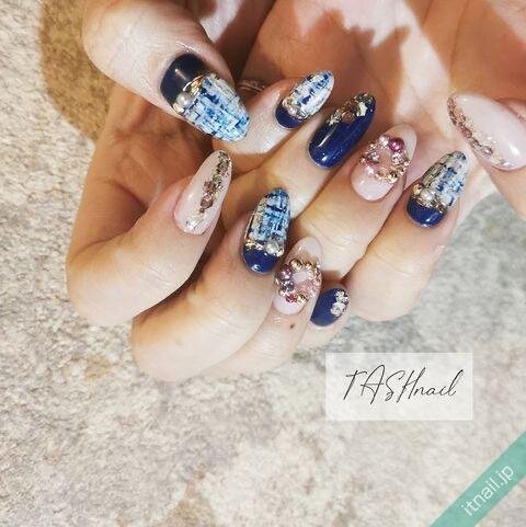 ブルーのツイードネイル》10選！大人っぽさも爽やかさもGET