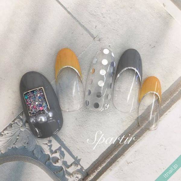 秋冬ネイルにおすすめ カラシ色 と相性良好なカラーをチェック 記事詳細 Infoseekニュース