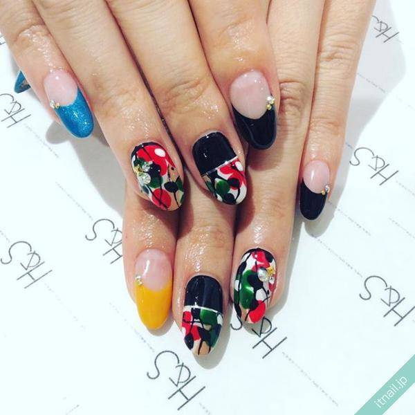 レトロポップネイルが逆に新しい 80年代にトリップしたようなアートに注目 記事詳細 Infoseekニュース