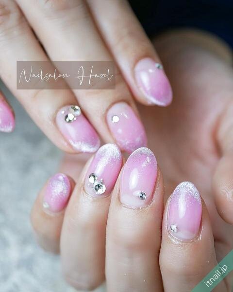 バレンタインにも♡女子度UPのピンクグラデーションネイル｜Infoseek