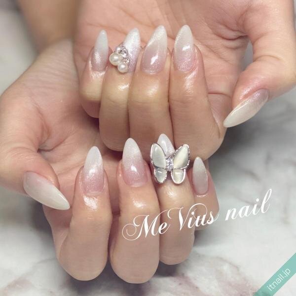 ポジティブなデザインに夢中 バタフライ ネイル が再び愛されるワケ 記事詳細 Infoseekニュース