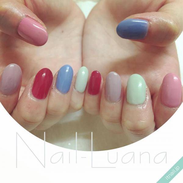 単色に飽きたらコレ カラフルでかわいい多色ネイル 記事詳細 Infoseekニュース