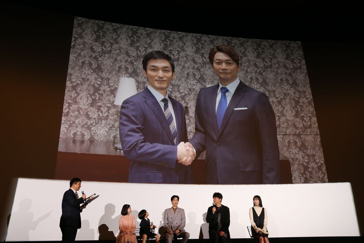 香取慎吾＆草なぎ剛が27年ぶりドラマ共演！　「日本一の最低男」に「罠の戦争」の鷲津亨が登場