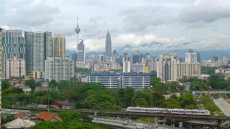 マレーシア中国離れ　高速鉄道計画中止