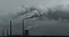 中国系企業有害物質垂れ流し　ラオスで環境汚染