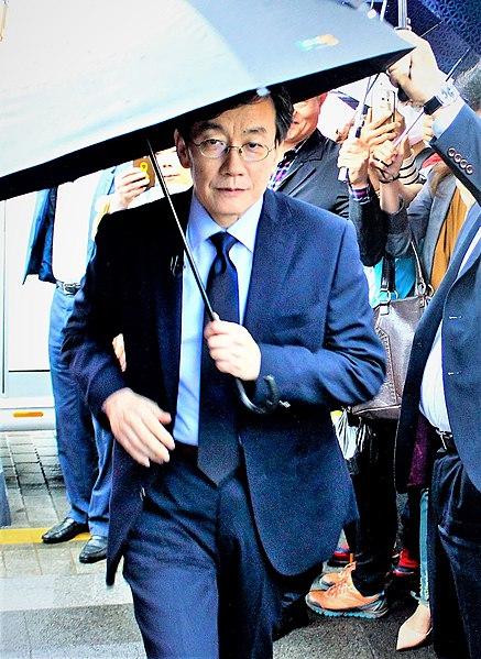 韓国メディア王の落日　文政権に打撃