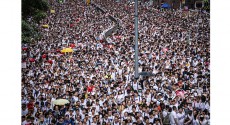 香港デモ、財界人も支援の訳