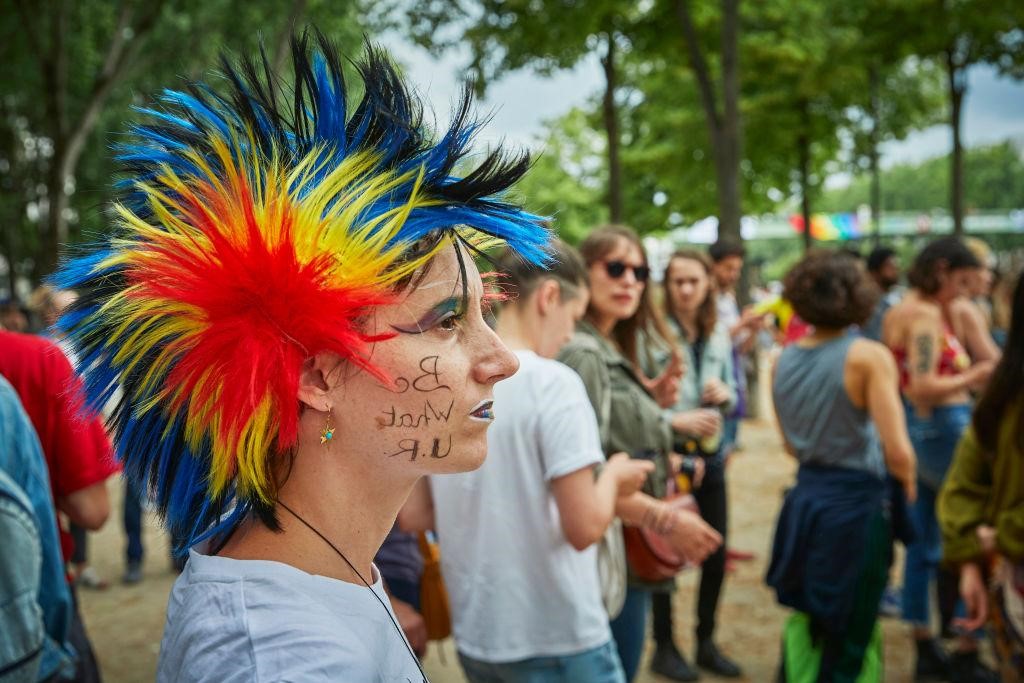 「LGBTの治療」禁止法案、仏で可決