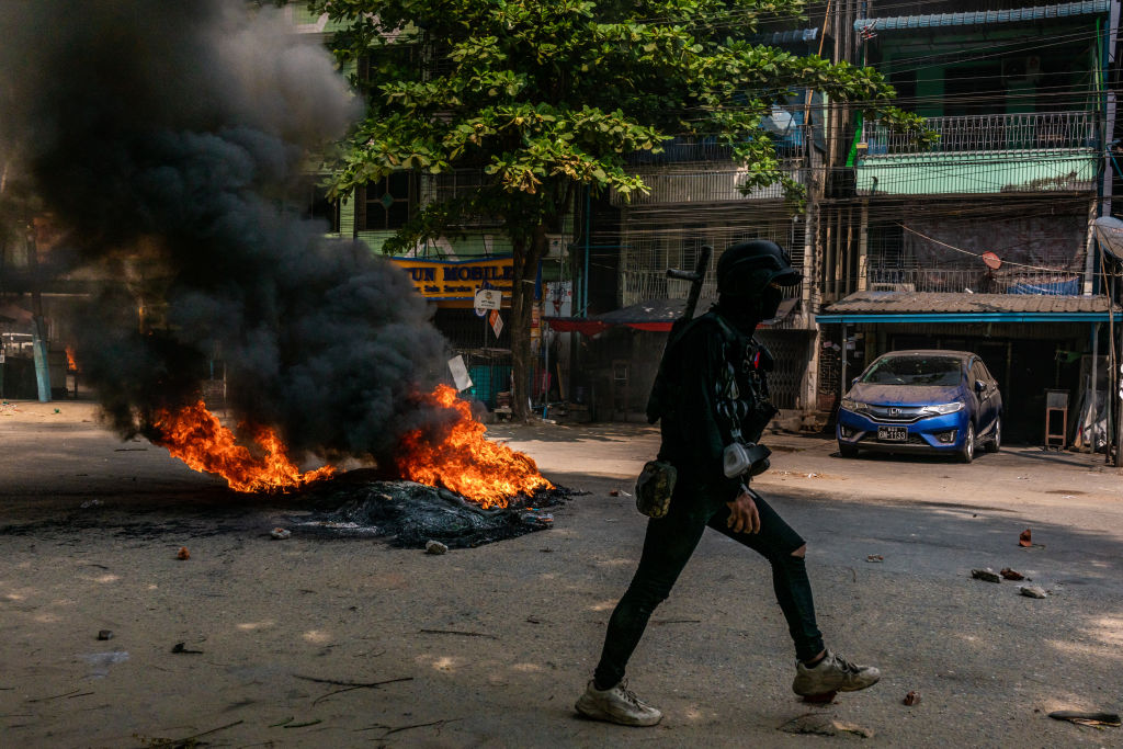 ヤンゴンなどで戦闘激化　ミャンマー
