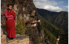 世界一幸せな国ブータンの観光振興策