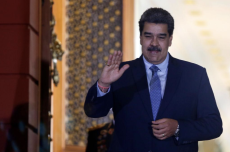 ベネズエラ、勢いづくマドゥロ大統領、暫定政権“自滅”