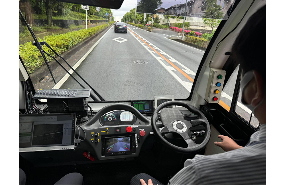 京急と東急、自動運転バスの「共同実証」でタッグ　
