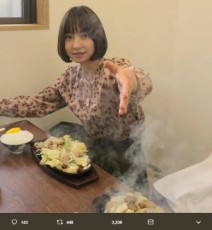 【エンタがビタミン♪】篠田麻里子『ケンミンSHOW』でAKB48時代の懐かしいツイート公開「れなひょんやミルキーに…」