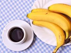 カフェイン中毒にバナナが効いた？Xで情報錯綜　医師がズバリ回答「充分な証拠ない」「速やかに病院受診を」