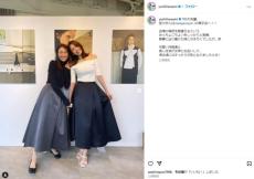 TBS良原安美アナ、先輩・笹川友里アナと2ショ　肩出しオフショル＆スカートのオフの日ファッション