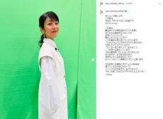 白石美帆（46）肩出し＆デコルテあらわなドレス姿　「見惚れちゃいます」変わらぬスタイル