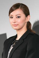 北川景子、手作りのミニポーチ披露　4歳娘の「人生初のお財布」