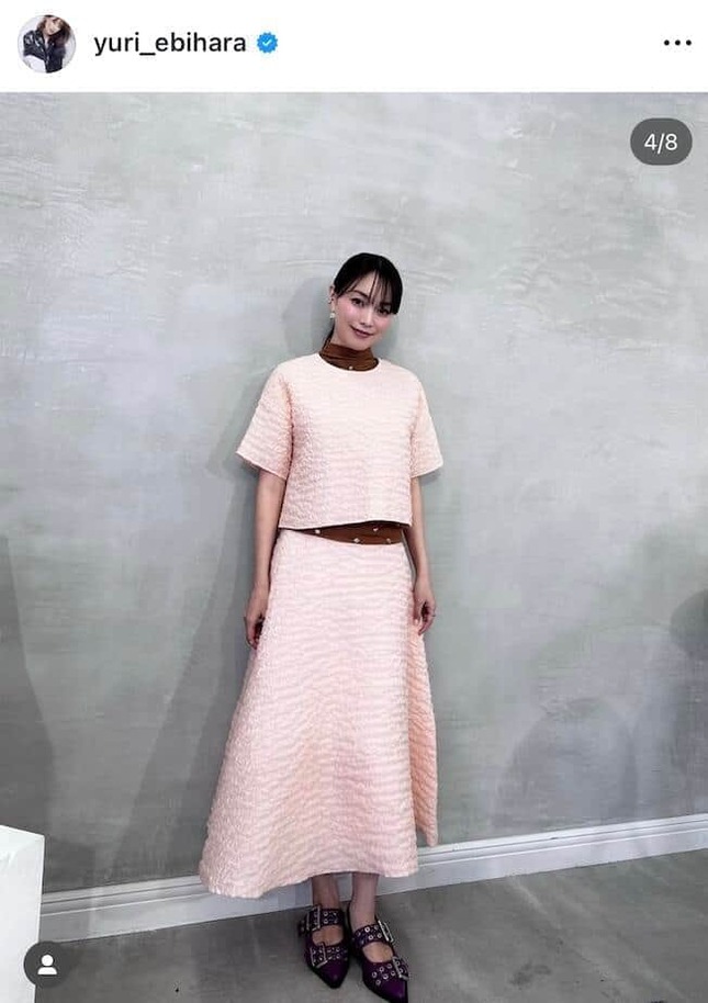 蛯原友里、家族で祝う46歳誕生日ショット「いつまでも変わら