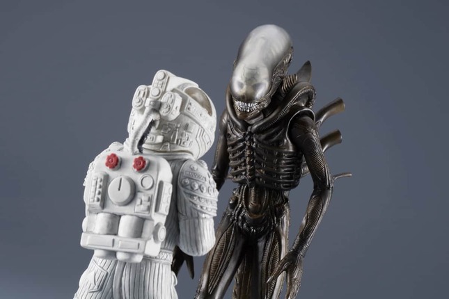 映画「エイリアン」の登場キャラがカプセルトイフィギュアに｜Infoseek