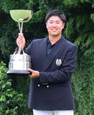 １５歳松山が最年少Ｖ　ゴルフ