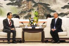 駐中国大使、山東省トップと会談