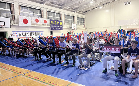 藤波選手を応援する人たち　パリ五輪