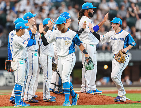 日本ハム４連勝　プロ野球