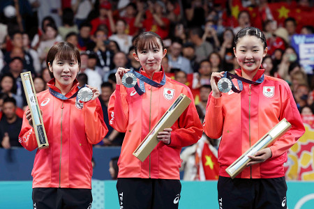 日本女子、中国に敗れ銀　パリ五輪