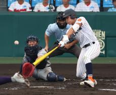 作田の先制適時打　高校野球